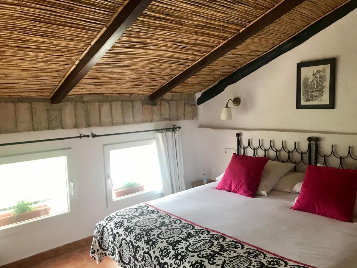 Al-Qandil Guest House Margarida ภายนอก รูปภาพ